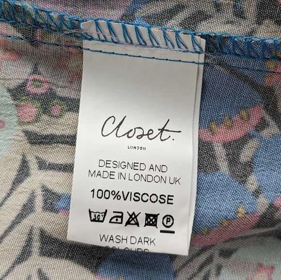 Closet London • Ditzy Floral Skater Dress - Picture 10 of 10